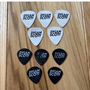 Dylan Scott Country Till I Die 2025 Tour Guitar Picks
